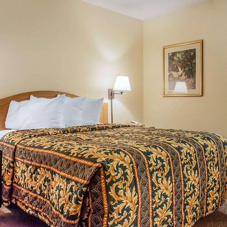 Suburban Studios Albuquerque Midtown - University Екстериор снимка