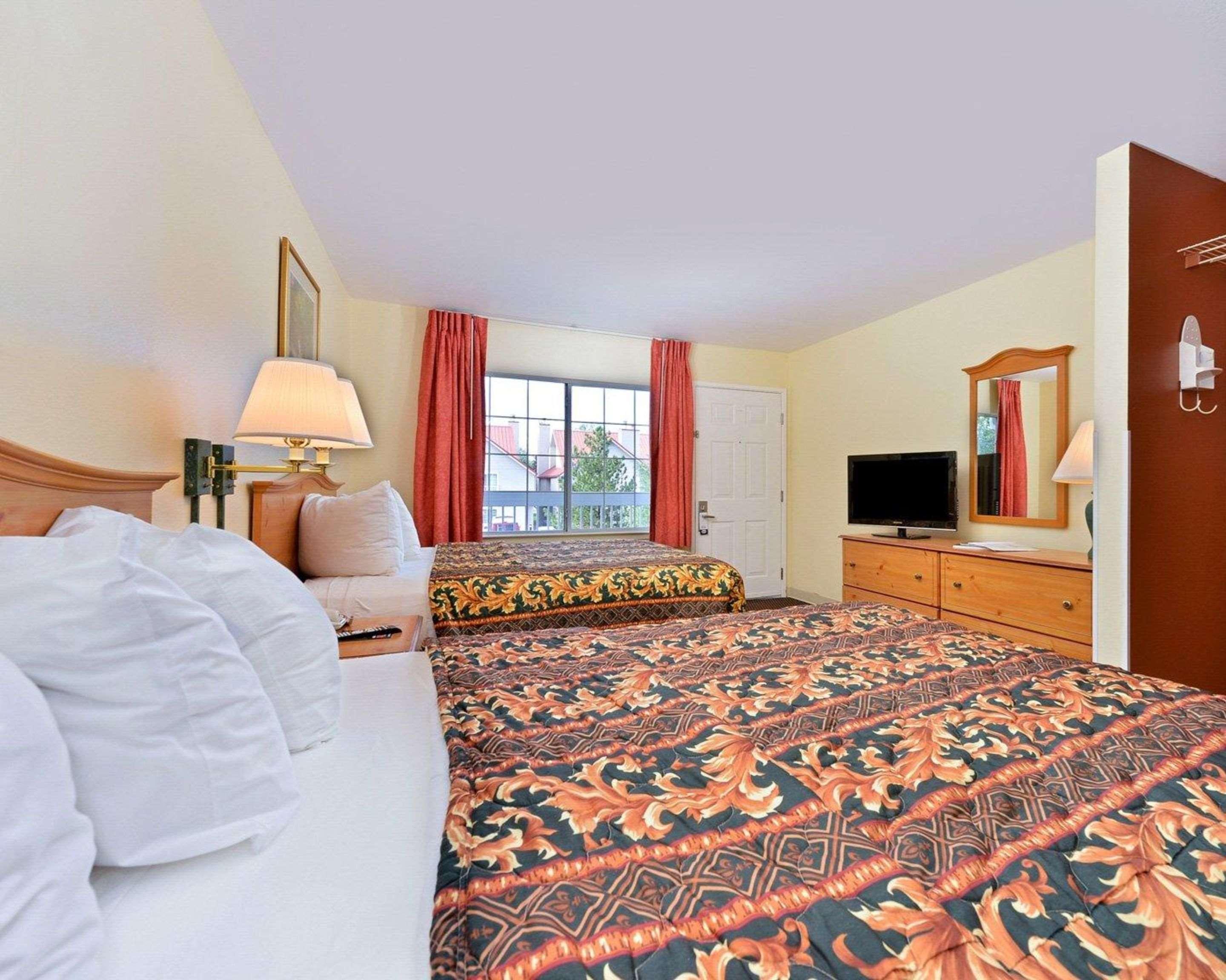 Suburban Studios Albuquerque Midtown - University Екстериор снимка
