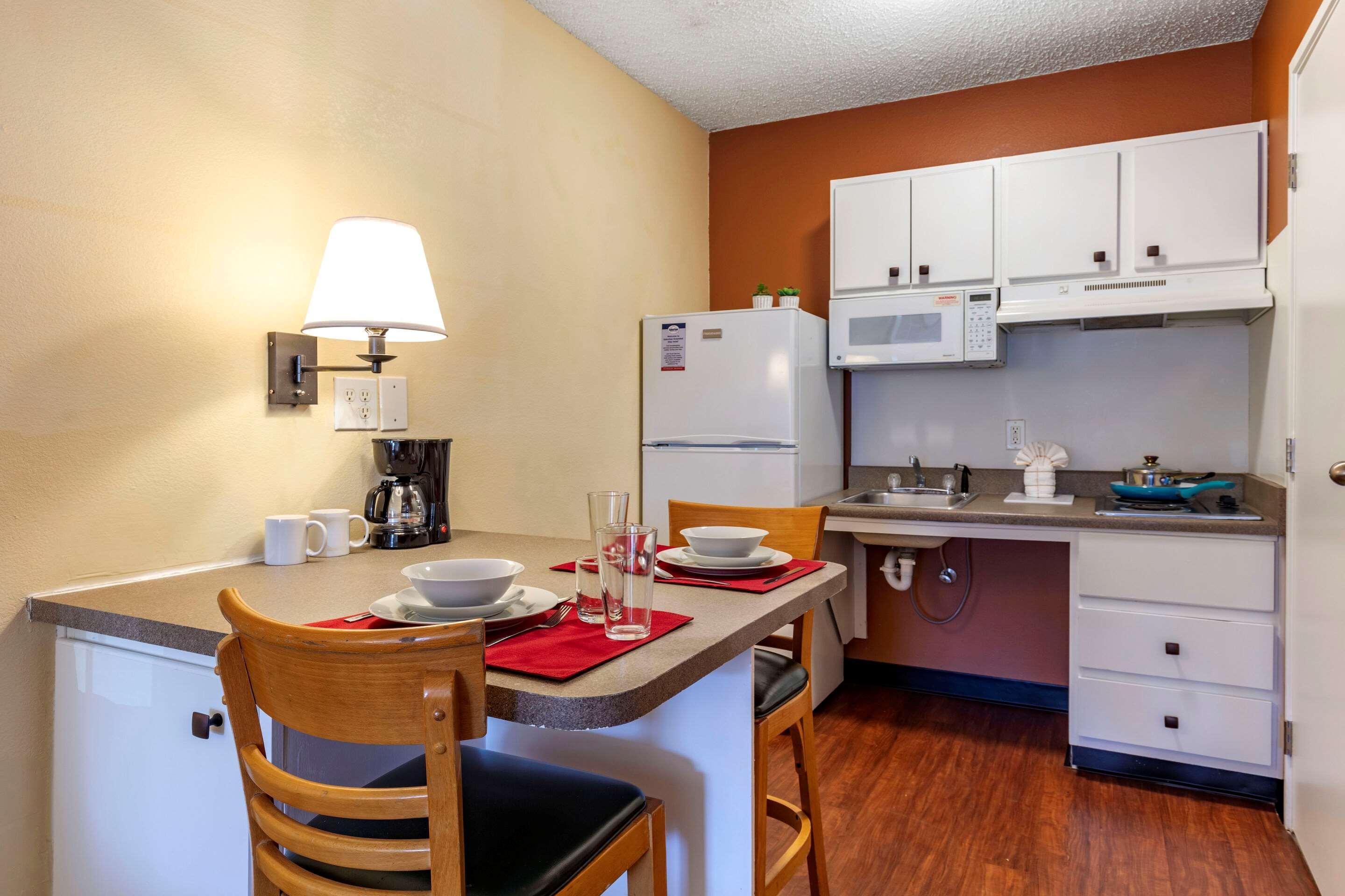 Suburban Studios Albuquerque Midtown - University Екстериор снимка