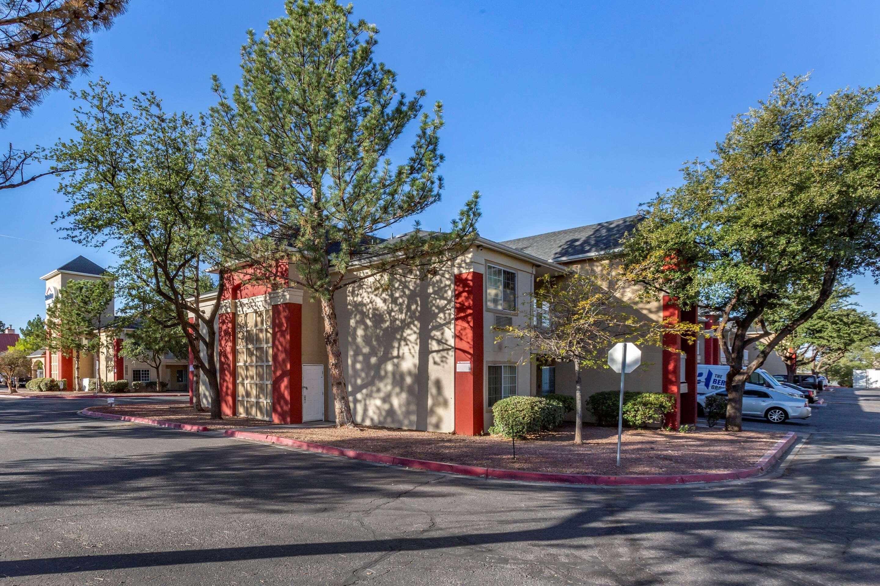 Suburban Studios Albuquerque Midtown - University Екстериор снимка