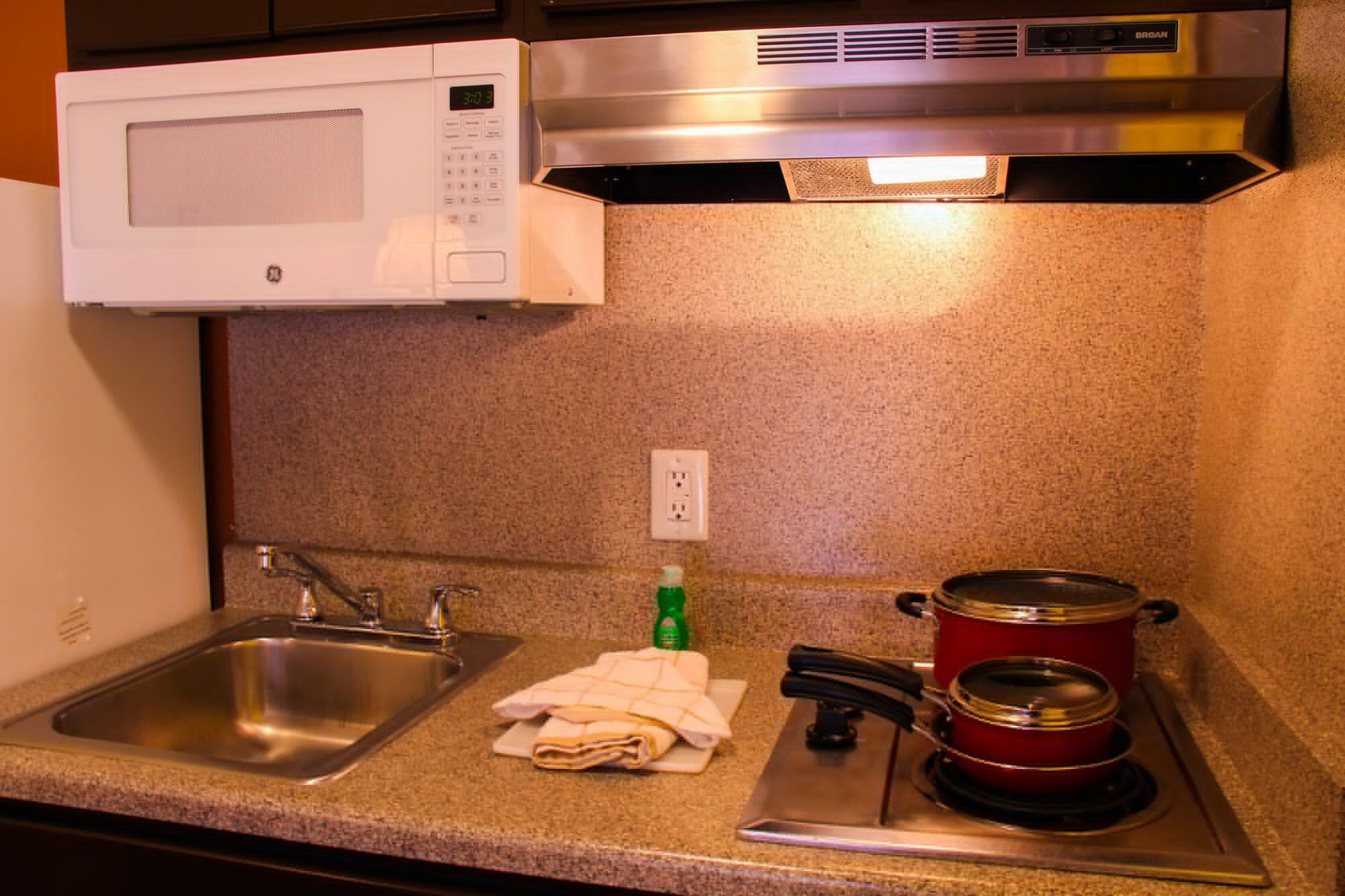 Suburban Studios Albuquerque Midtown - University Екстериор снимка